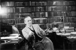 J.R.R. Tolkien en su biblioteca: el Profesor en su mundo