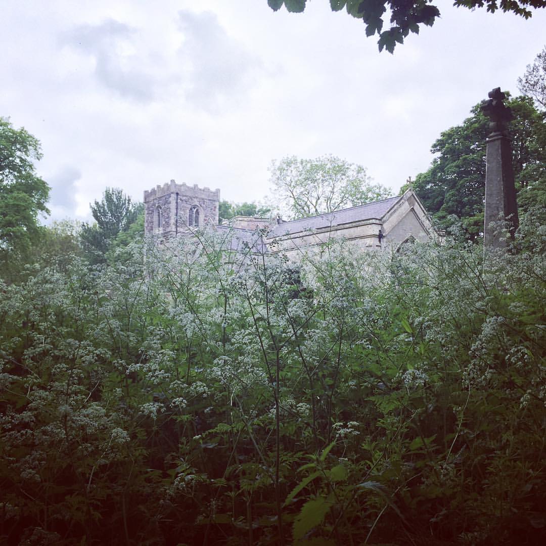 Iglesia de All Saints, Roos