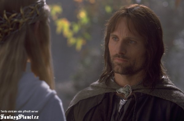 Aragorn y Galadriel en Lórien