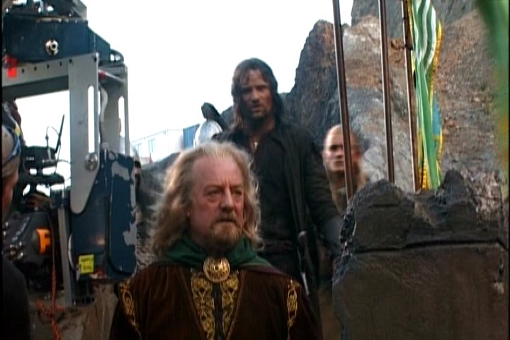 Aragorn, Legolas y Théoden