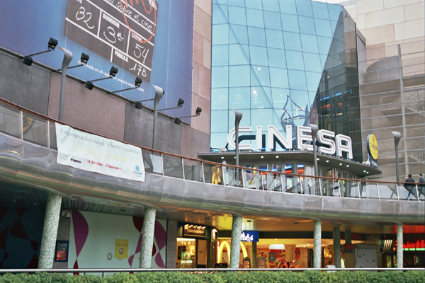 Exterior del Cinesa Heron City