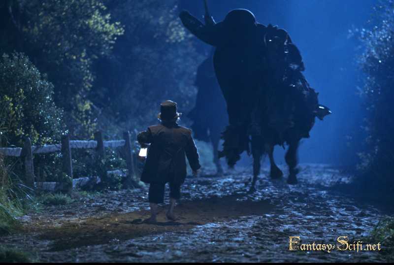 Un Nazgûl ante un hobbit