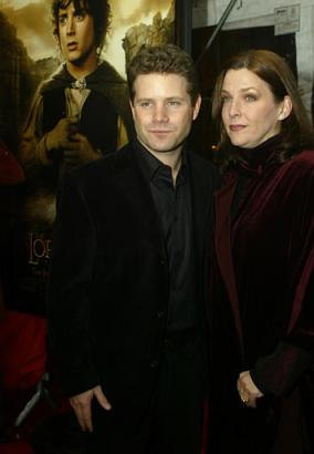 Preestreno en Nueva York de L2T: Sean Astin con su mujer